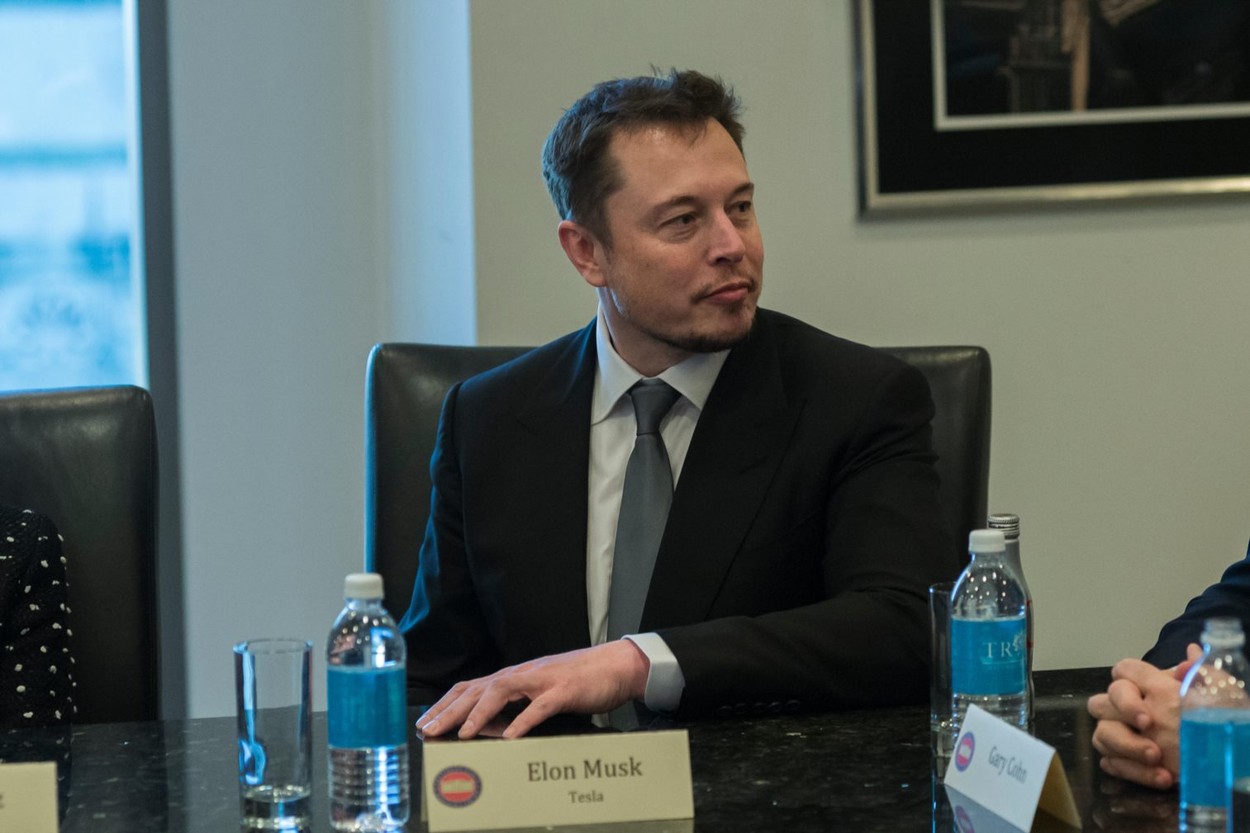 Trump îl compară pe Elon Musk cu Edison: „E unul dintre marile genii ale lumii”