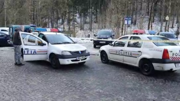 bancomate aruncate in aer