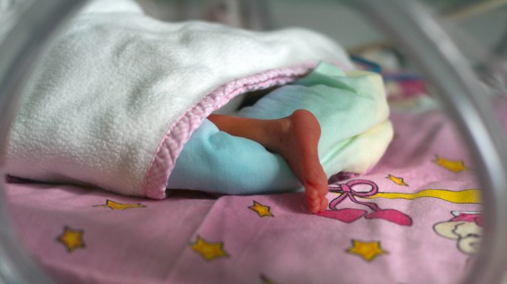 mortalitate infantila copil bebelus