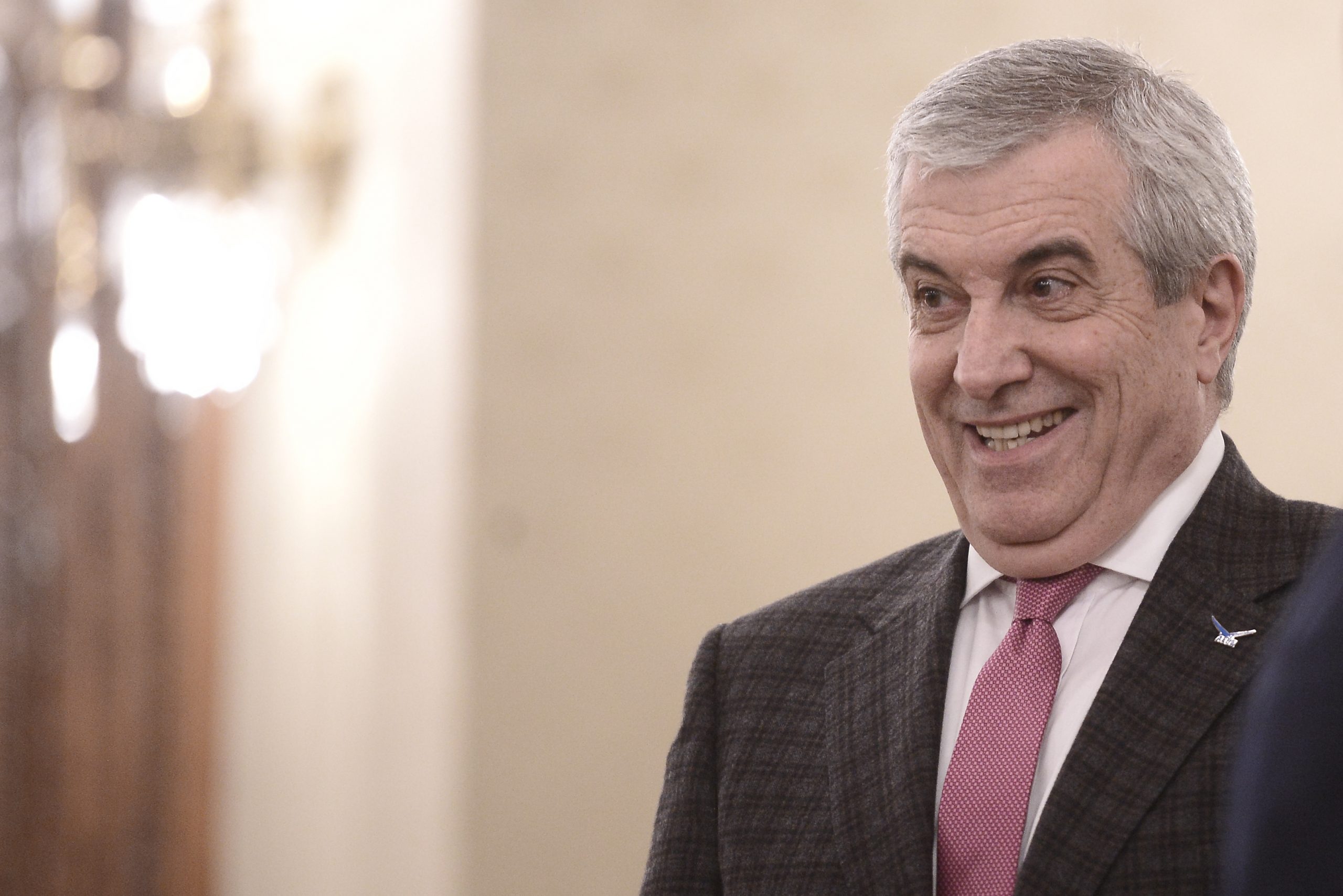 Tăriceanu: Orban nu e o soluţie de premier. Iohannis să îşi ia gândul