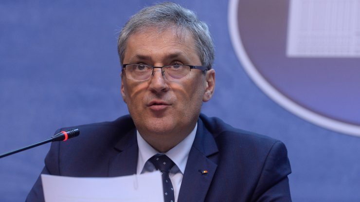 Efectele instituirii stării de urgenţă: Ministrul de Interne devine al doilea om în stat