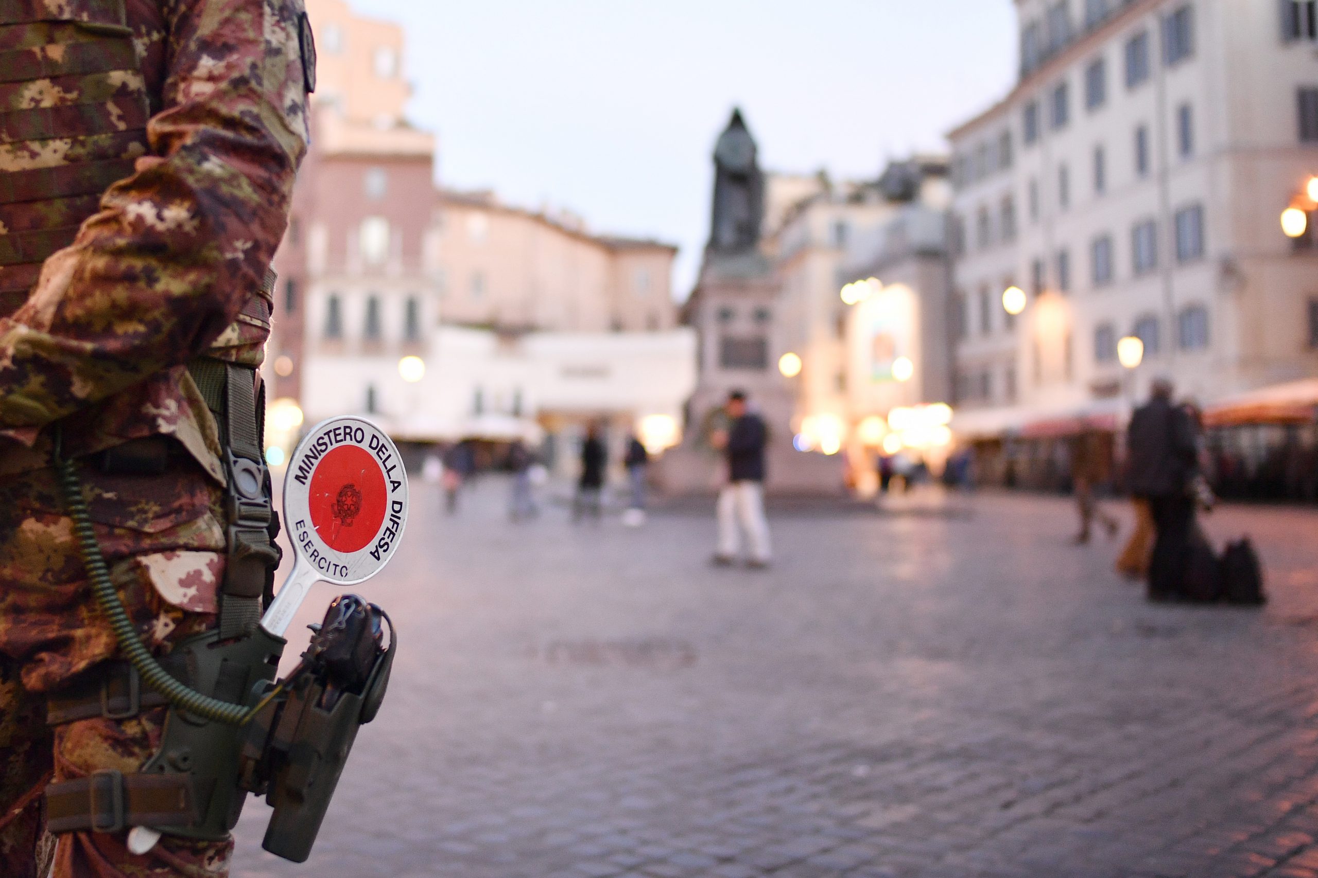 Italia prelungește obligația carantinei pentru cei care vin din România și Bulgaria