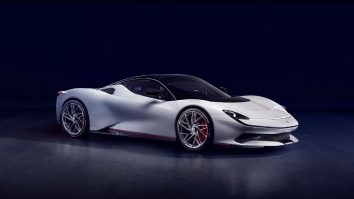 Primul hypercar electric accelerează mai rapid decât un bolid de Formula 1