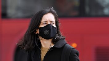 NYT: Teoriile conspirației  despre Covid-19. Cum a ajuns numele lui Bill Gates în centrul zvonurilor false