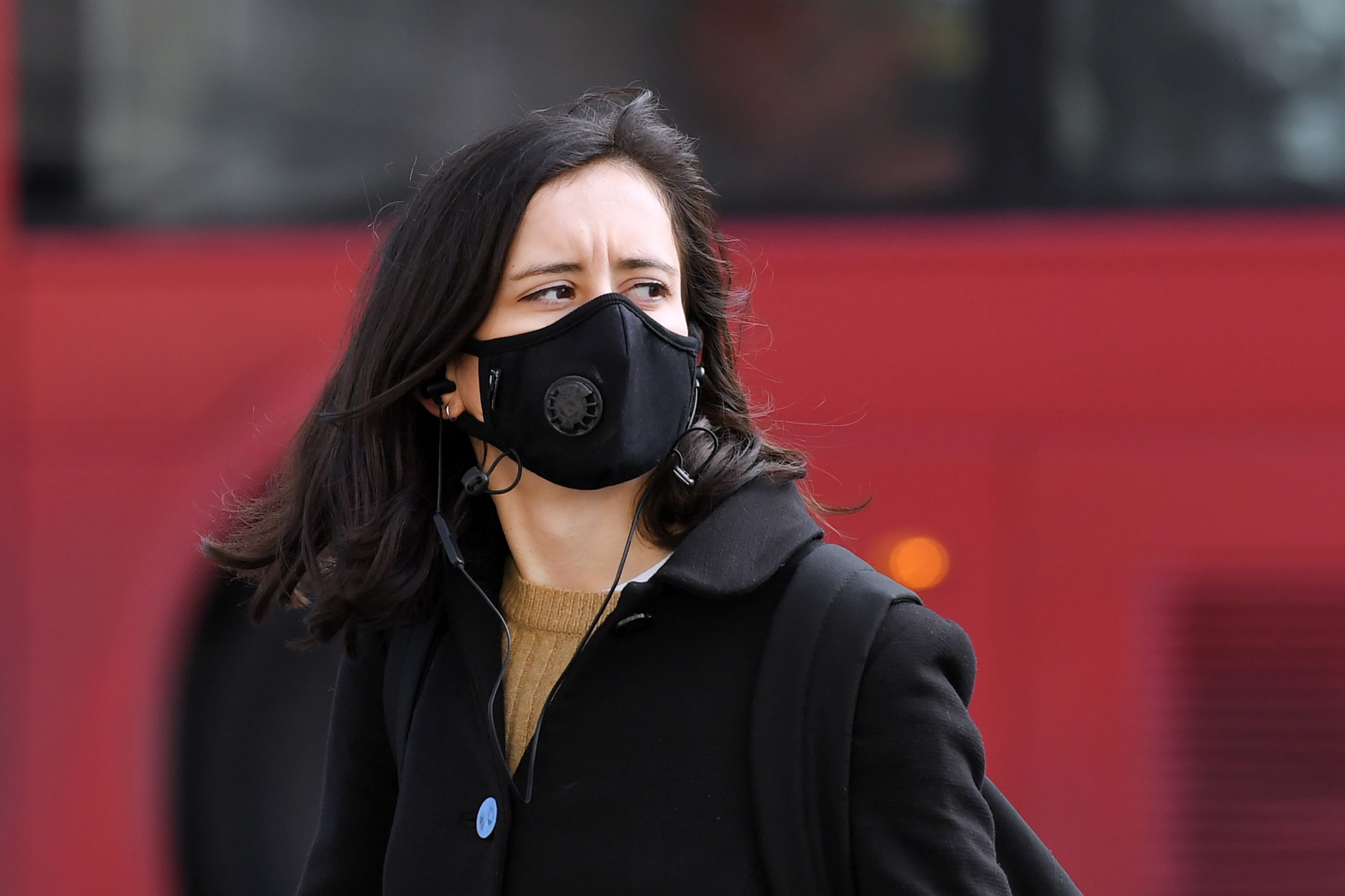 Dacă 90% din noi am purta mască, după 50 de zile coronavirusul ar putea dispărea