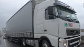 Șoferii români care fac transporturi internaționale: Nu ne întreabă nimeni de unde venim și ce facem
