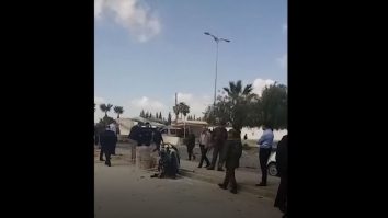 Un bărbat s-a aruncat în aer în apropierea Ambasadei SUA de la Tunis