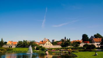 Cele două ţări europene care nu au depăşit încă vârful epidemiei. Au preferat să ofere „libertate” oamenilor