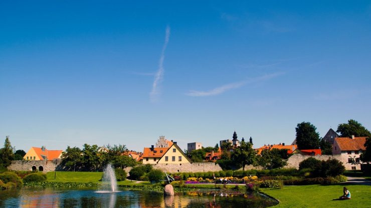 Cele două ţări europene care nu au depăşit încă vârful epidemiei. Au preferat să ofere „libertate” oamenilor