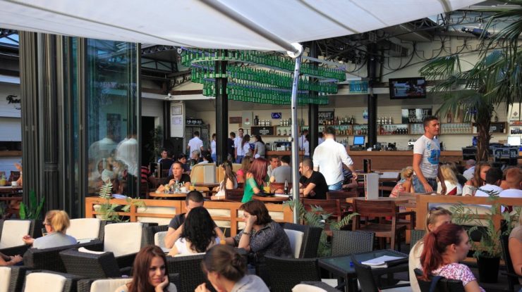 Poate în al doilea val de relaxare vei putea merge la restaurant. Sunt totuși niște condiții