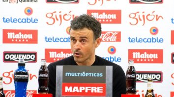 Selecţionerul Spaniei, Luis Enrique, a cerut reducere salarială: „În aceste momente, fotbalul nu mai este atât de important”