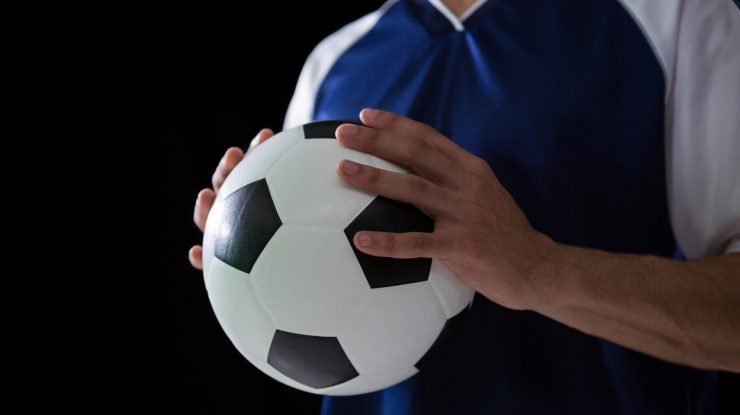 Fost fotbalist la Poli Timişoara, răpus de coronavirus. Avea doar 49 de ani şi făcea dializă