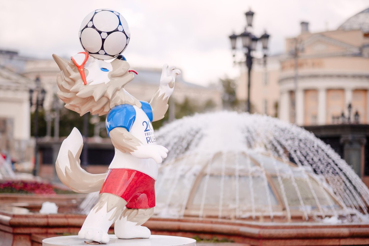 Coronavirusul schimbă și regulile fotbalului. FIFA propune cinci schimbări pentru fiecare echipă