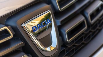 Dacia și-a reluat activitatea după ce peste 13.000 de angajați au intrat în șomaj tehnic