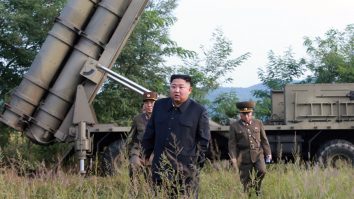 Kim Jong Un a dispărut după ce s-ar fi accidentat în timpul unui test de rachetă