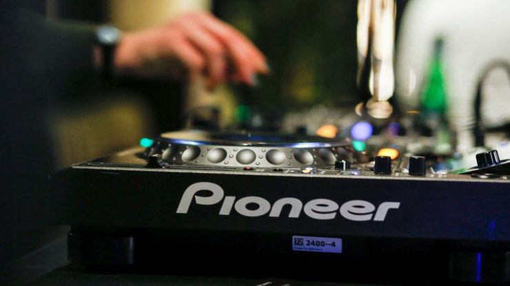 Cel mai longeviv DJ din lume. S-a retras la 96 de ani, după 72 de ani de carieră