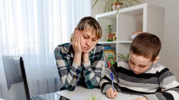 Părinții vor la serviciu, copiii vor la școală. Petiții care cer ca elevii să revină la cursuri, „singura soluție la îndemână“