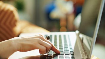 Poţi să combaţi epidemia la CODVidHack, maratonul pentru aplicaţii. Provocarea lansată programatorilor români