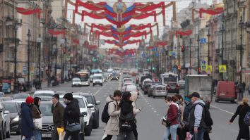 Coronavirusul și Rusia.  Vladimir Putin recunoaște că situația este complicată, iar medicii nu au echipamente