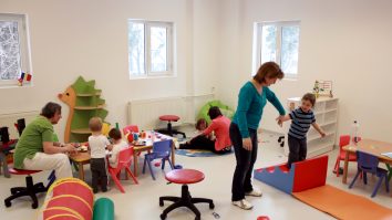 De Ziua Dorului, educatoarele le-au transmis copiilor mesaje emoționante