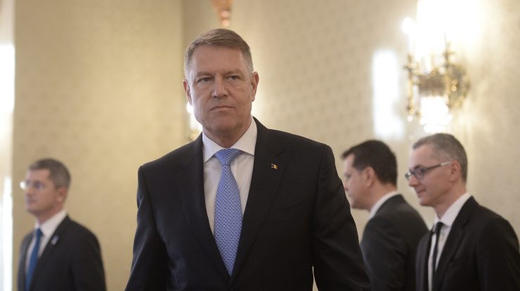 Iohannis contestă amenda de 5.000 de lei primită din partea CNCD