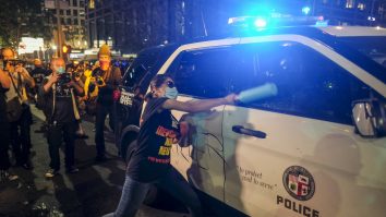 Proteste în SUA. Trump distribuie o scrisoare în care protestatarii sunt numiți teroriști