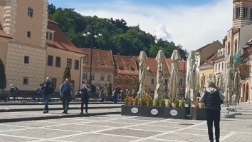 Ai putea avea liber la terase de luni. Patronii aşteaptă primii clienţi cu reguli stricte
