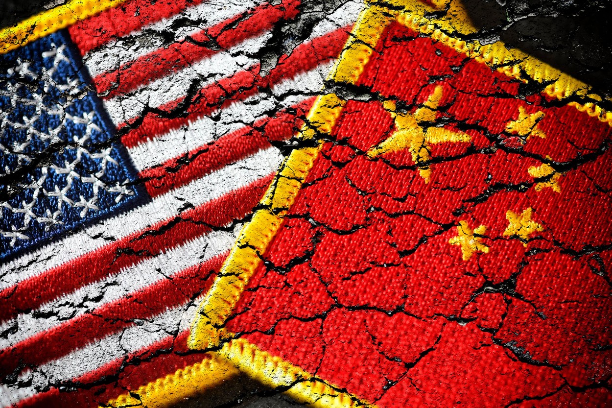 China aruncă săgeți către SUA: „Vom contracara ingerinţele Statelor Unite în Hong Kong”