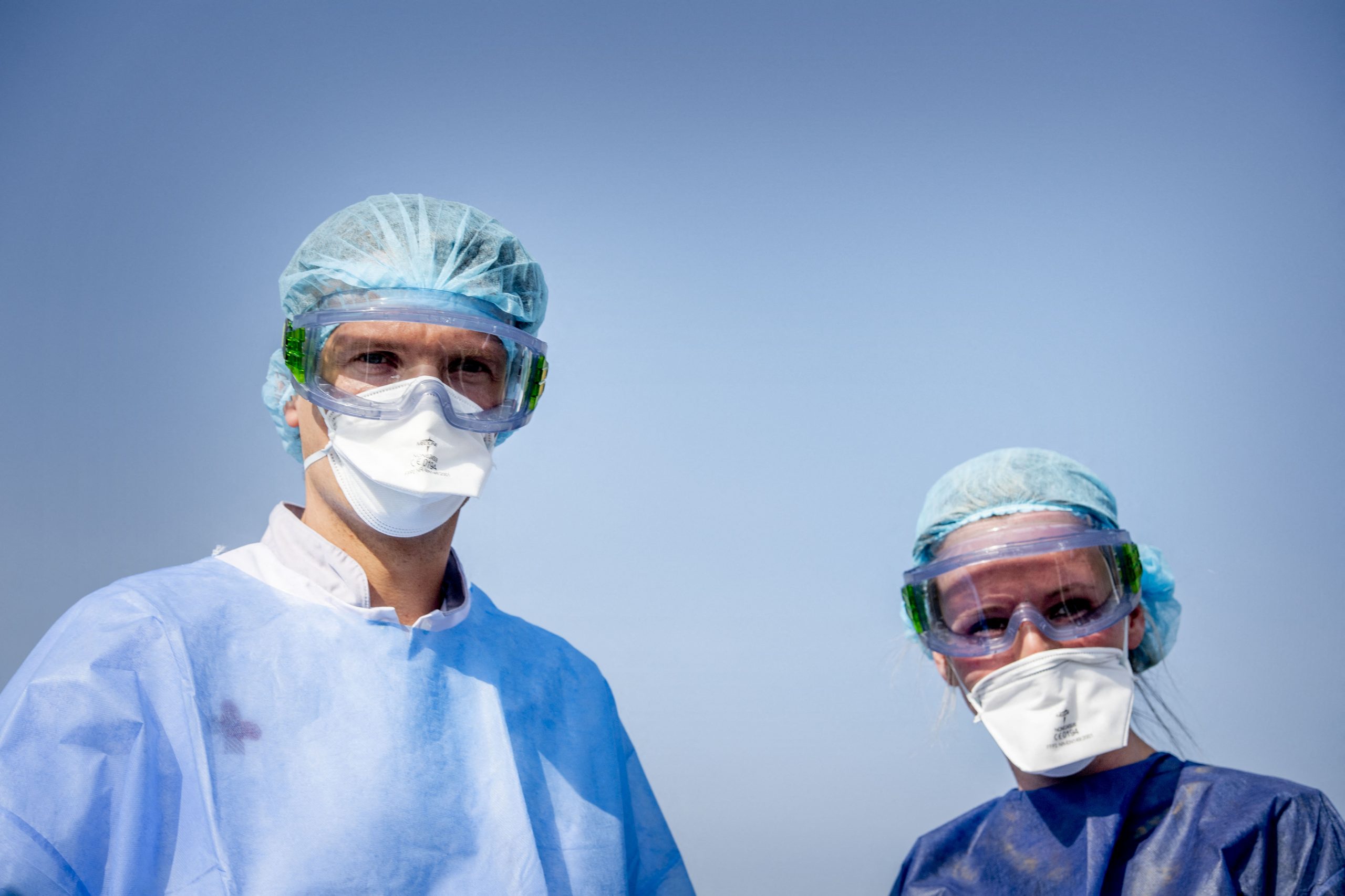 13 angajaţi de la Ambulanţa Olt au COVID-19. Rezultatul, după o testare în masă