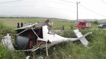 Aterizare forţată în Alba. În avion se afla doar pilotul, care a fost rănit