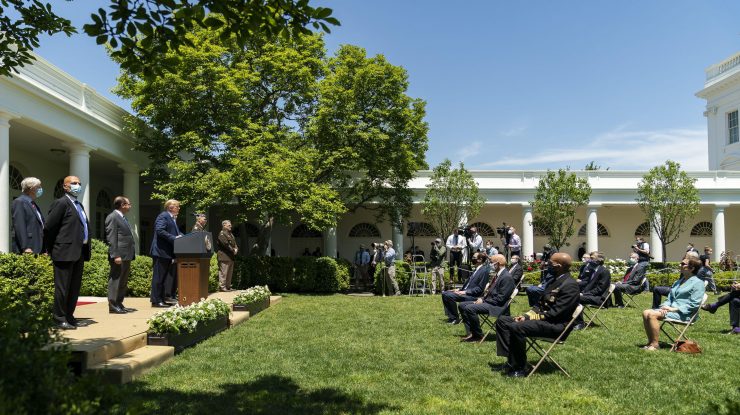 Chinezii sunt acuzați de încălcarea drepturilor omului, în contextul pandemiei. Ce oficiali riscă sancțiuni