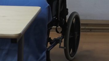 Starea copiilor cu dizabilități, agravată de școala online. Au nevoie de interacțiunea cu profesorii