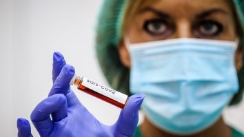 Fenomen în România: vârful COVID-19 în România se lasă așteptat. Ce spun specialiștii