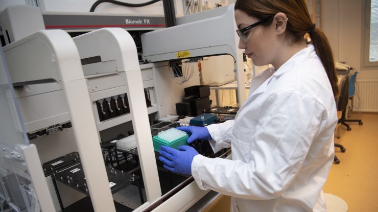 Primăria București începe mâine testarea cetățenilor pentru Covid-19. Cum te poți înscrie gratuit