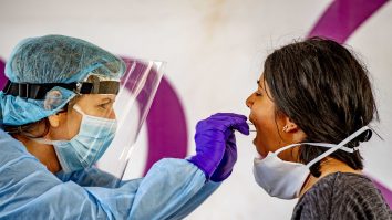 Cercetătorii au descoperit cât timp poți fi imun la Coronavirus dacă ai dezvoltat anticorpi