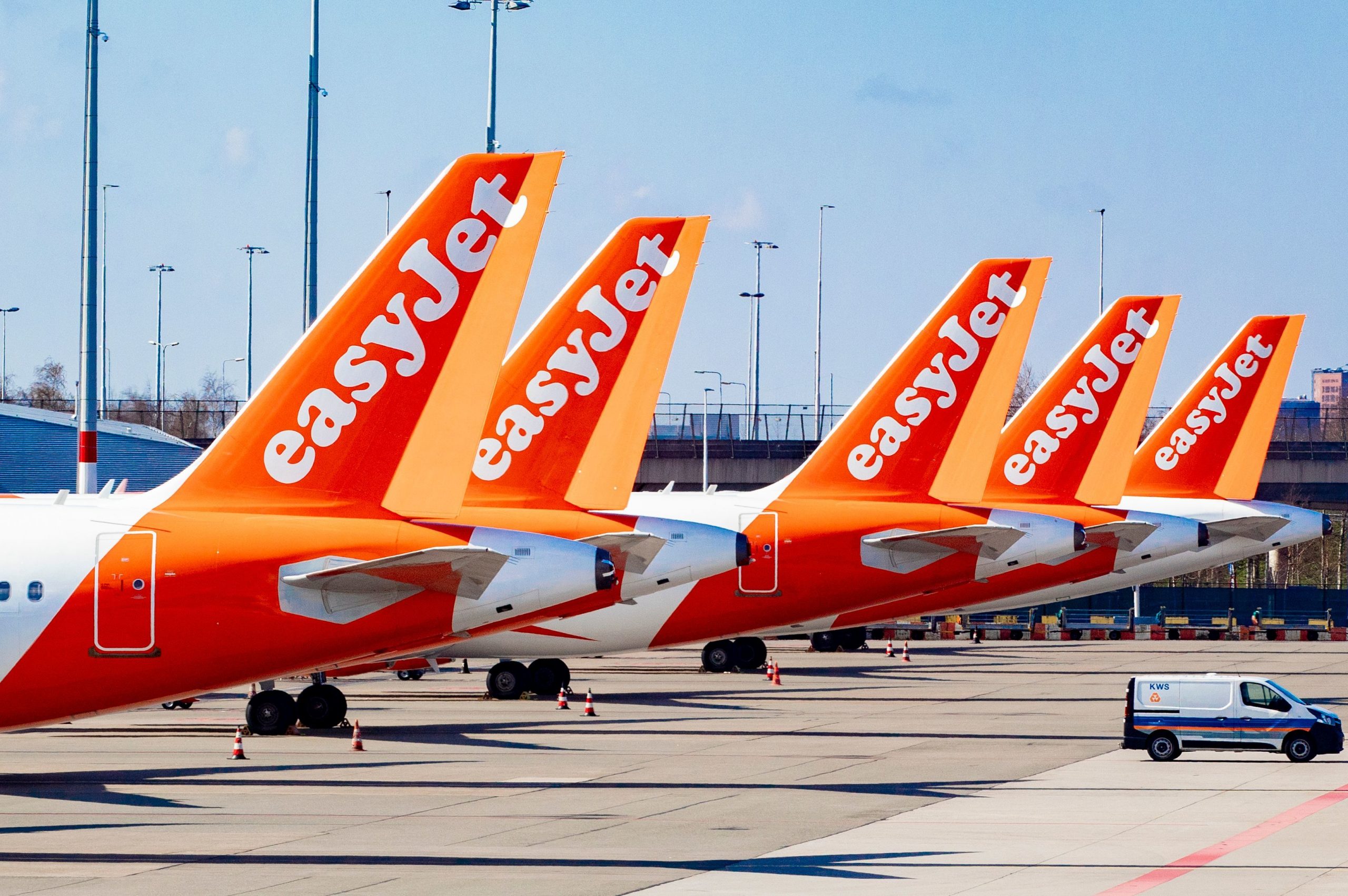 EasyJet renunță la zborurile pe ruta București-Milano