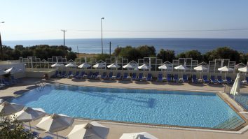 Românii vor putea merge în vacanță în Grecia. Lista țărilor eligibile să trimită turiști începând cu 15 iunie