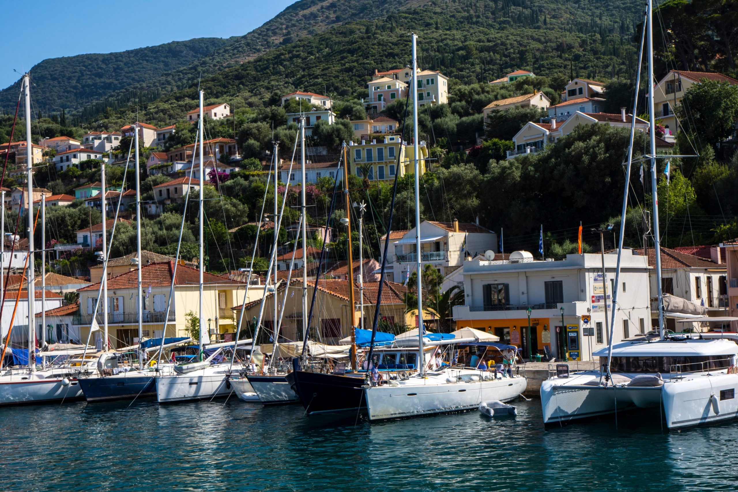 Turismul se pregătește de revenire: Grecia primește turiști din 15 iunie, iar cursele aeriene se reiau de la 1 iulie