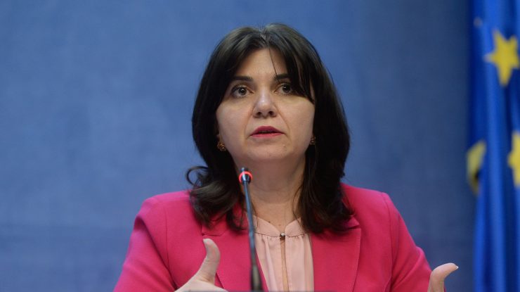 Monica Anisie: ”Școala românească nu ajută copilul sau tânărul“. Pe cine dă vina