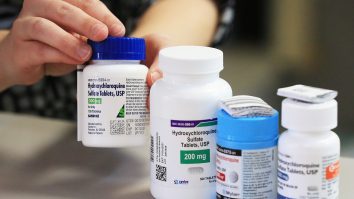 Hidroxiclorochina naște controverse. OMS afirmă că rezultatele sunt neconcludente. Ce spune Trump