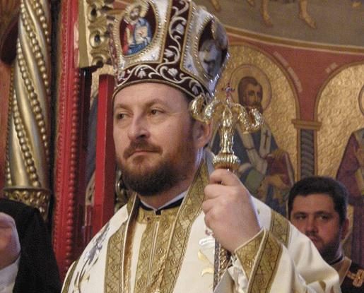 Fost episcop, reţinut de procurorii ieşeni pentru act sexual cu un minor. Reacția BOR