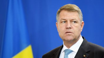 PSD îl acuză pe Iohannis de „atitudine perseverent anti-românească”. Legea prin care 4 iunie devine Ziua Tratatului de la Trianon, trimisă la CCR