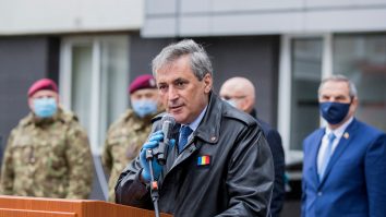 Marcel Vela spune că problema aglomerației din Vama Nădlac va fi rezolvată. Încă cinci puncte de frontieră vor fi deschise