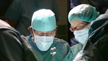 Medicii români pleacă în SUA pentru a îngriji bolnavii de COVID-19. Ce vor afla acolo