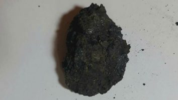 Găsirea mingii de foc: Un muzeu oferă o recompensă de 25.000 de dolari pentru o bucată de meteorit