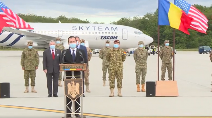 Cele 15 cadre medicale militare, care vor oferi sprijin în SUA, au plecat în misiune