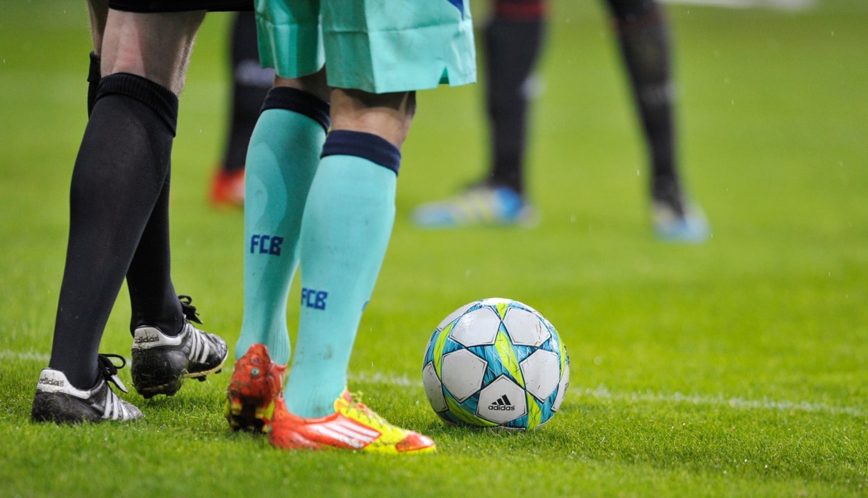 Liga 1 s-ar putea relua la jumătatea lunii iunie. Stroe: „Nu poate UEFA să condiţioneze un Guvern”