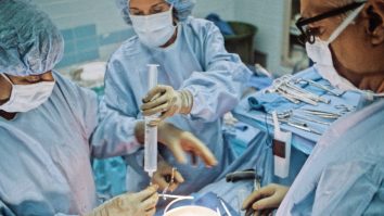 Patru transplanturi au fost făcute la Iași în condiții speciale, din cauza Covid-19