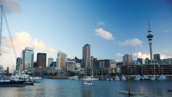 Cel mai mare oraș din Noua Zeelandă reintră în lockdown, după detetectarea unui nou caz de SARS-CoV-2