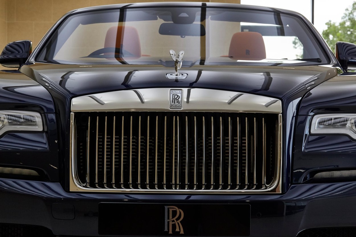 Coronavirus: Rolls-Royce anunță că va tăia 9.000 de locuri de muncă